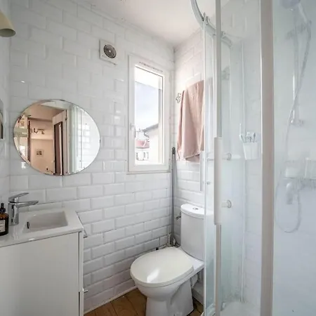 Confortable Centre De *